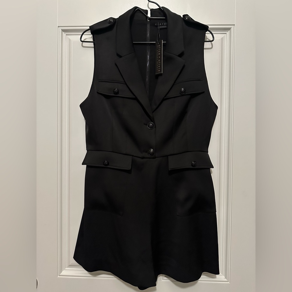 NWT Alice + Olivia Phillis Utility Sleeveless Romper - Size 12 - Picture 6 of 11